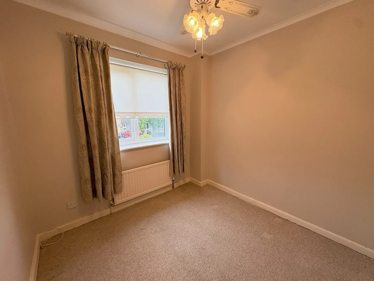The Maples, Carterton, OX18, photo 9