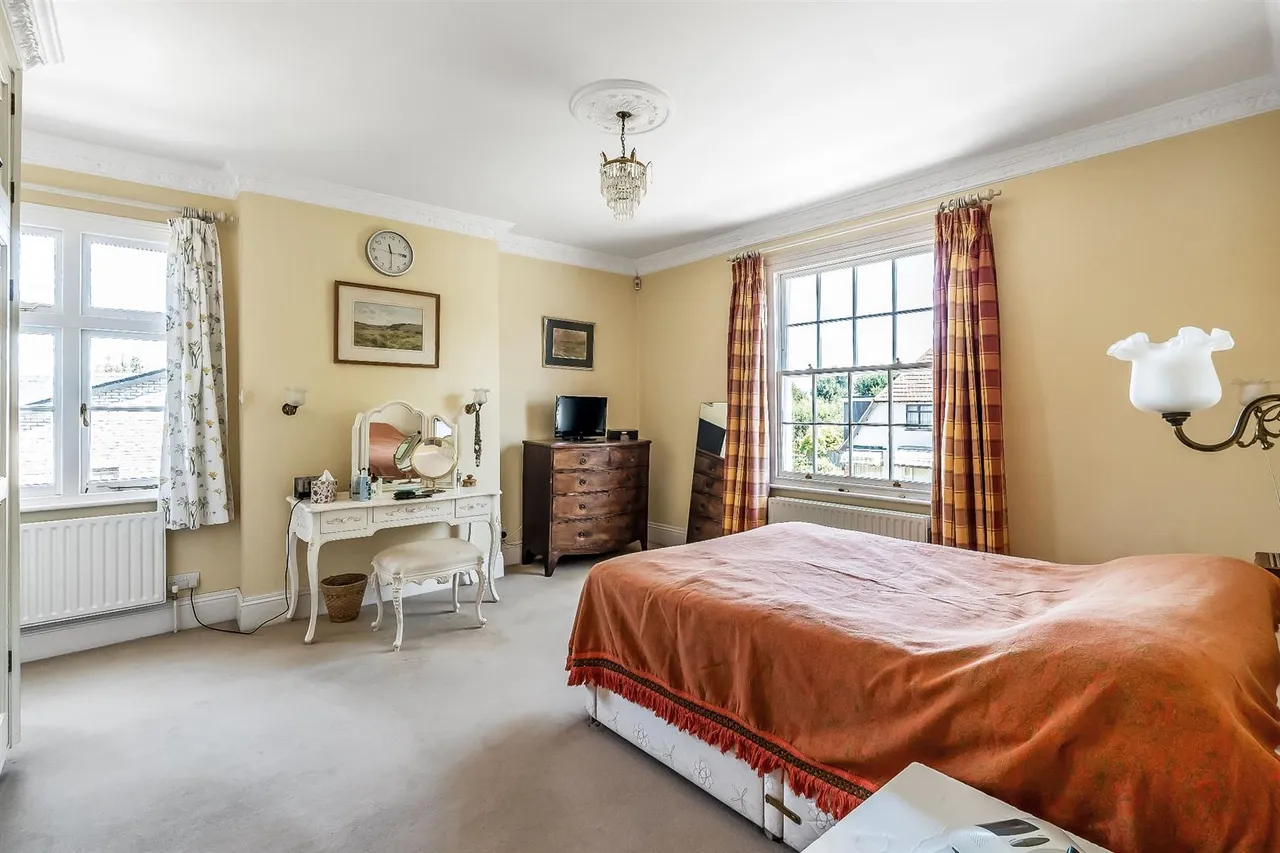 Eastwick Drive, Great Bookham, KT23, photo 12
