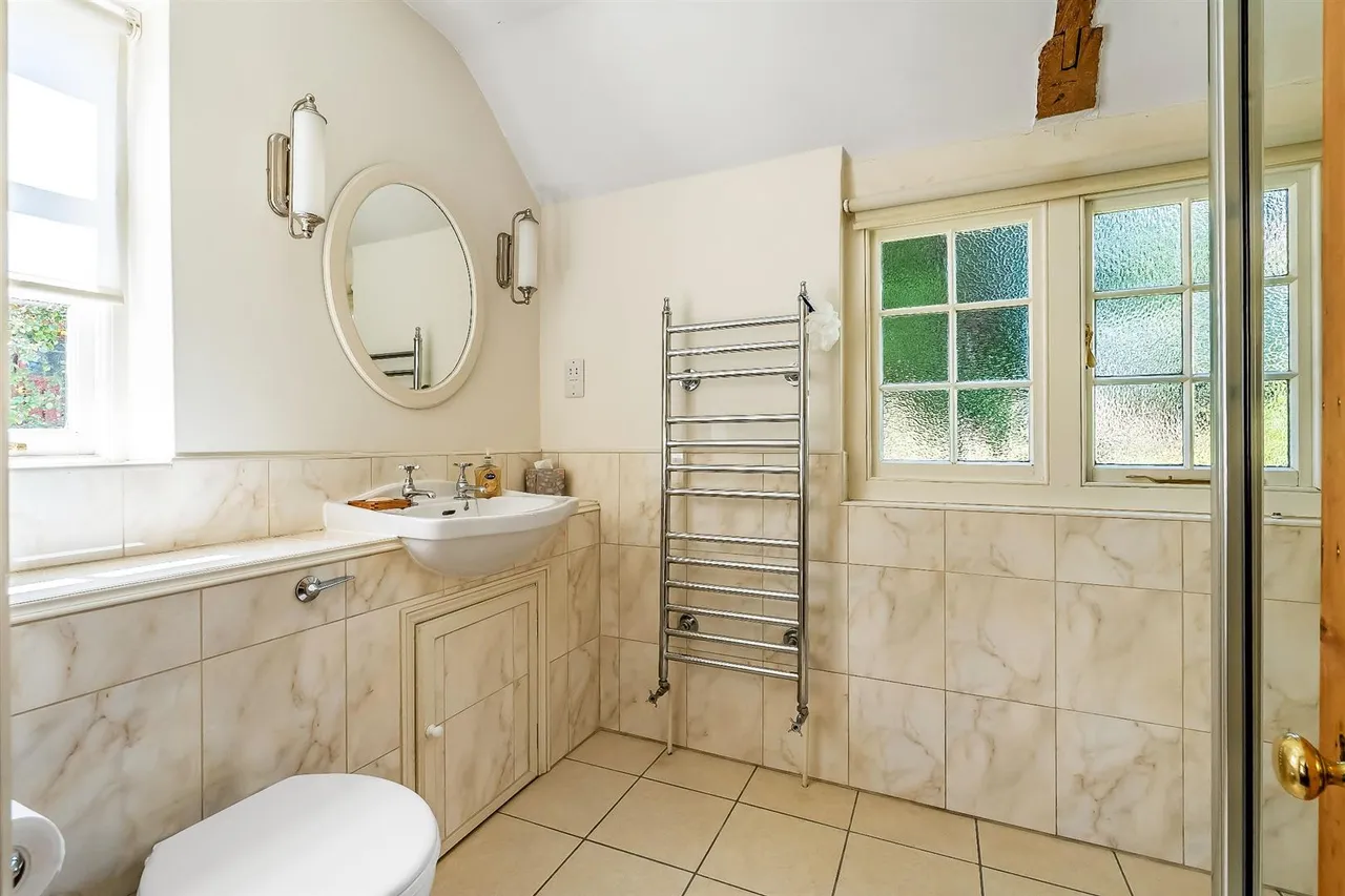 Eastwick Drive, Great Bookham, KT23, photo 11