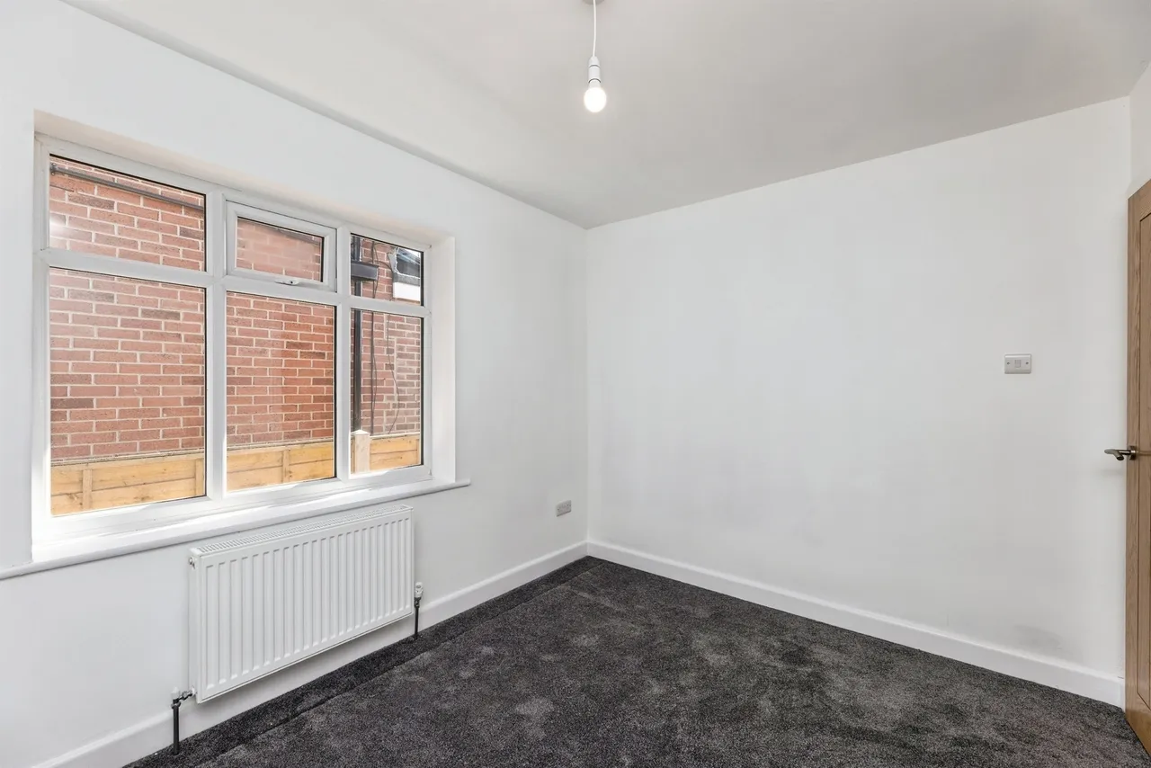 Chequerfield Avenue, Pontefract, photo 7