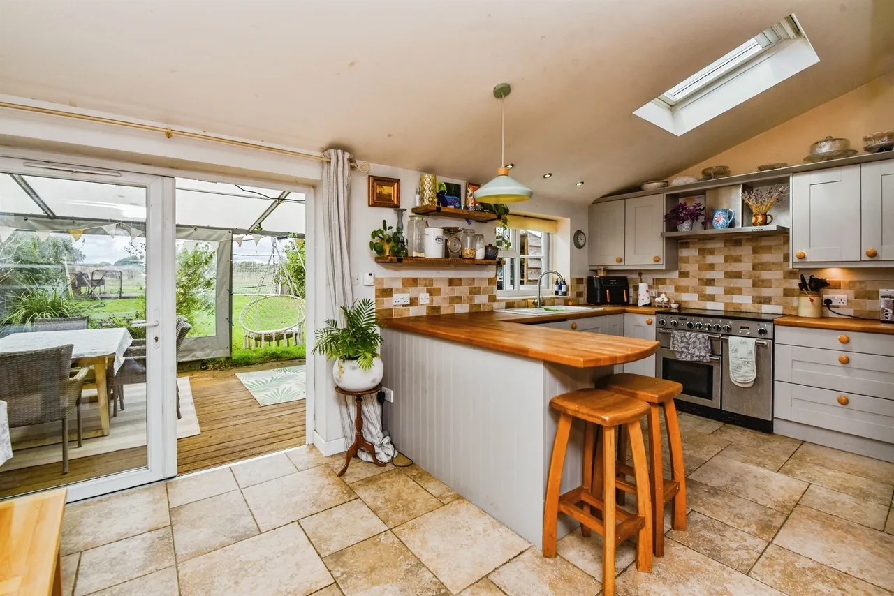 New Friary Cottages, Witham Friary, Frome, photo 11