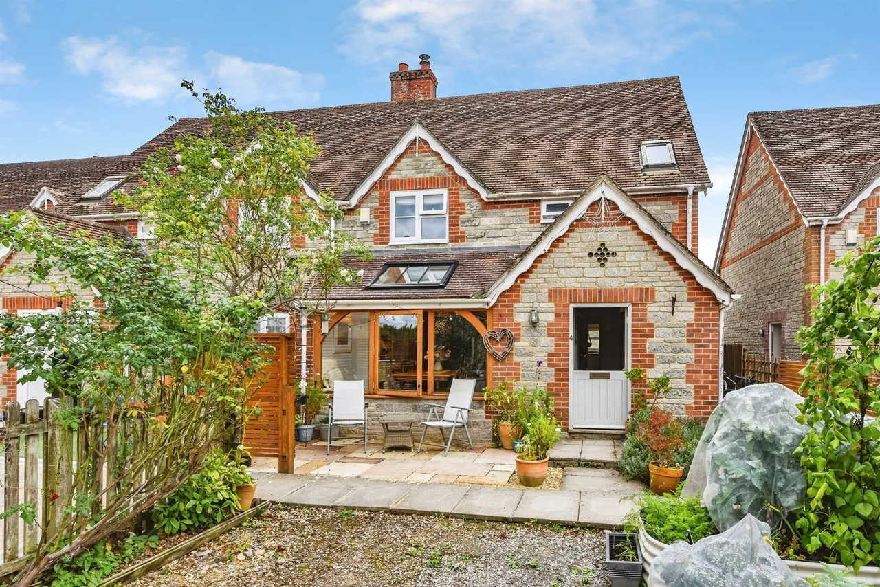 New Friary Cottages, Witham Friary, Frome, photo 5