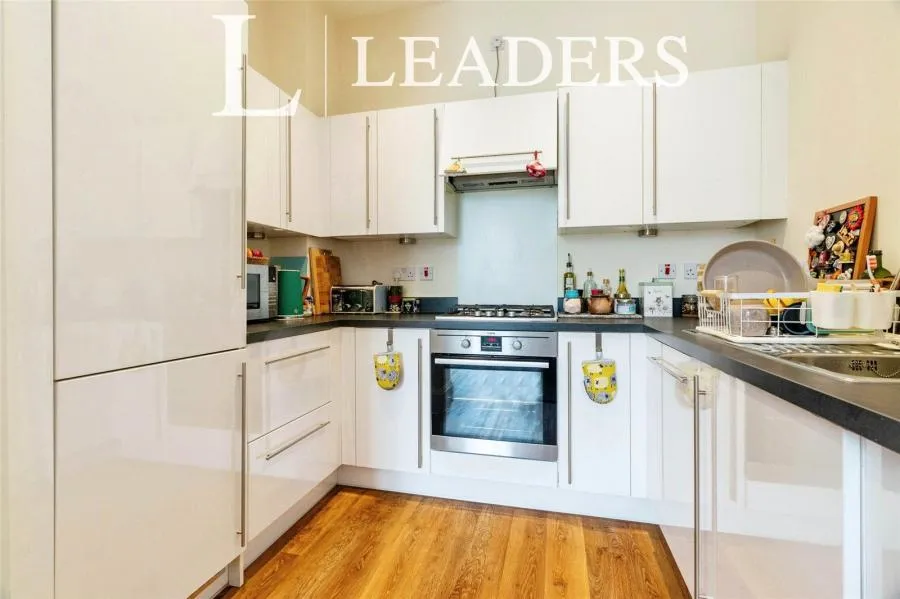 Sherwood Way, Epsom, KT19, photo 5