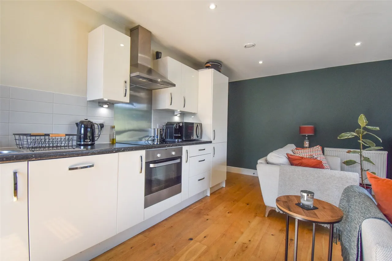Exchange Close, Aldershot, Hampshire, GU11 2FD, photo 6