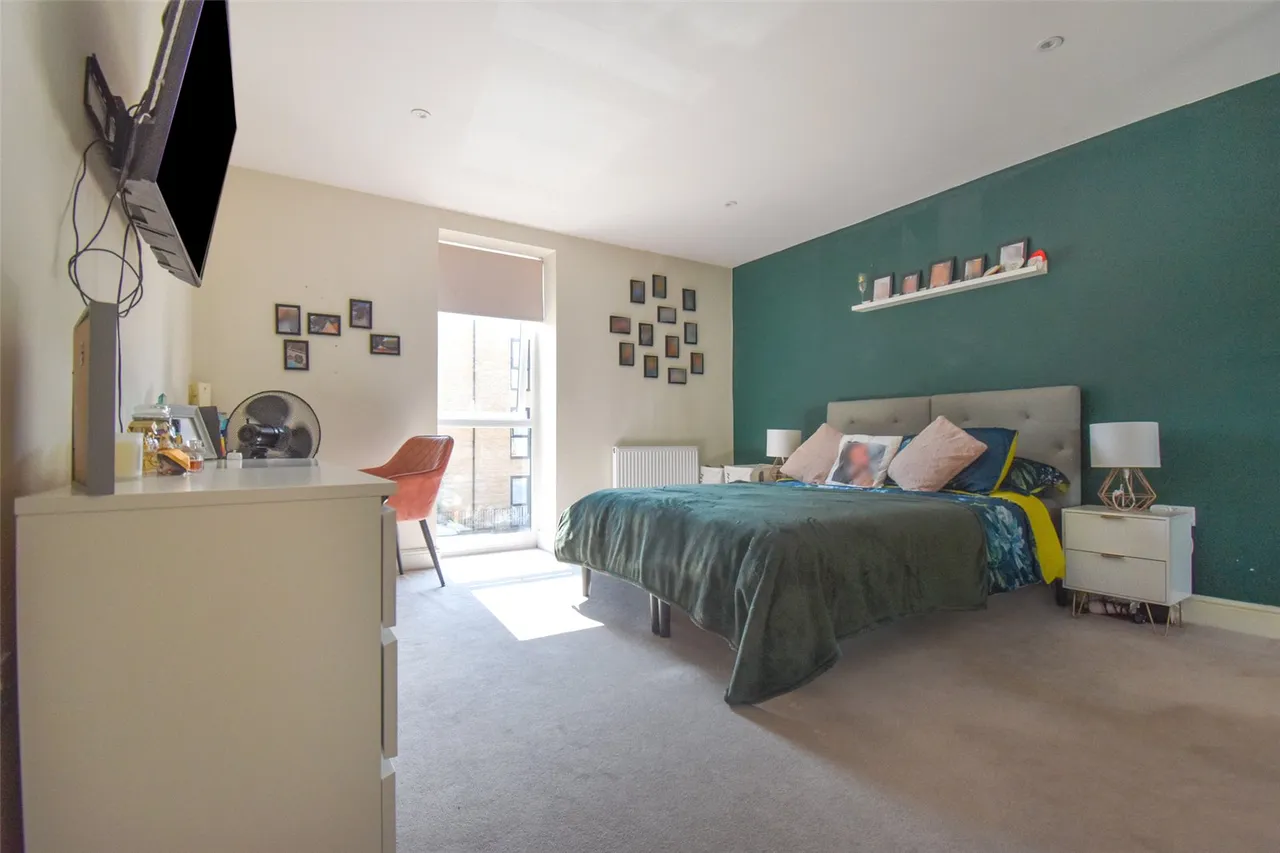Exchange Close, Aldershot, Hampshire, GU11 2FD, photo 2