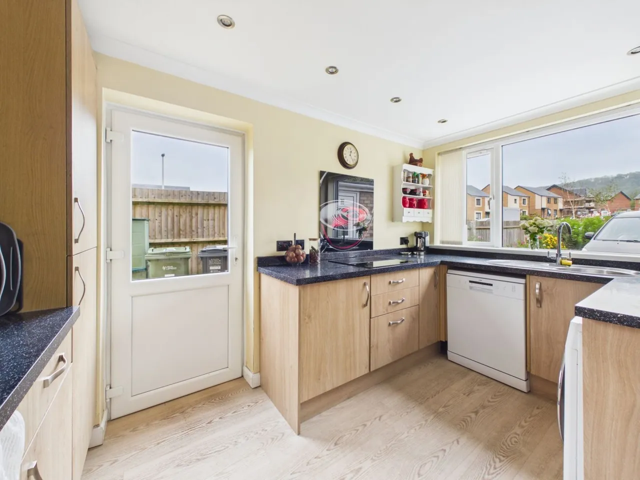 Hutton, Weston-Super-Mare, BS24, photo 4