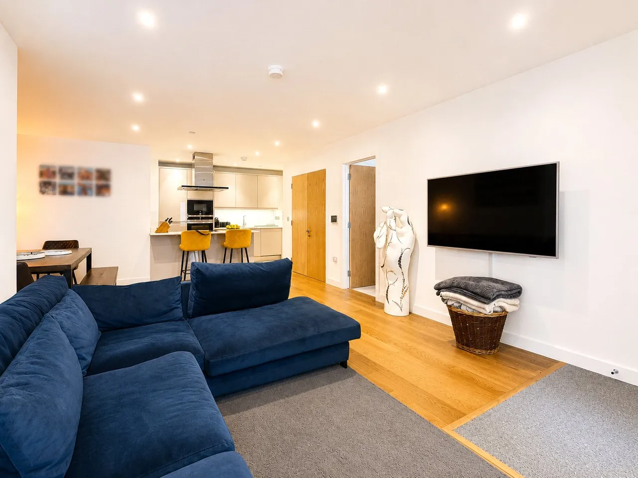 Colindale, London, NW9, photo 10