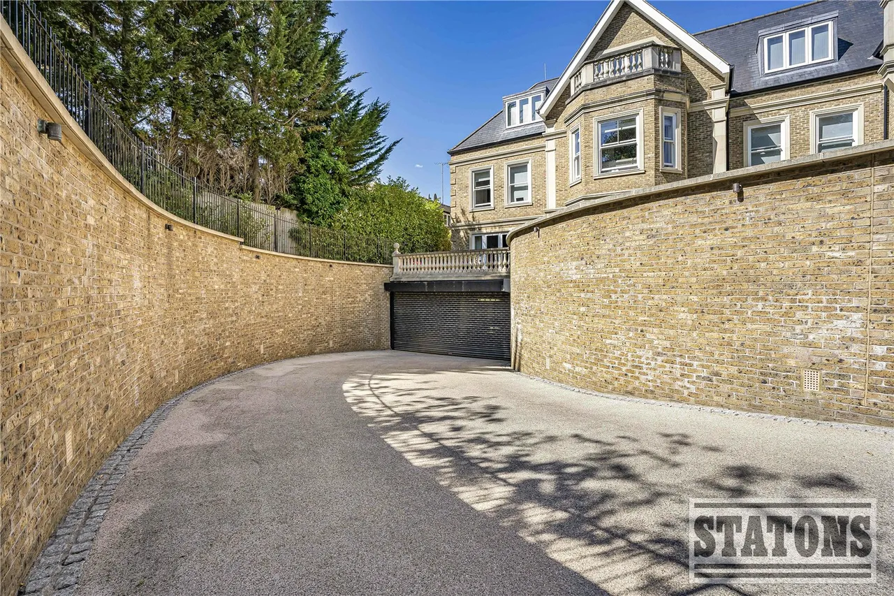 Cockfosters Road, Hadley Wood, EN4 0JT, photo 23