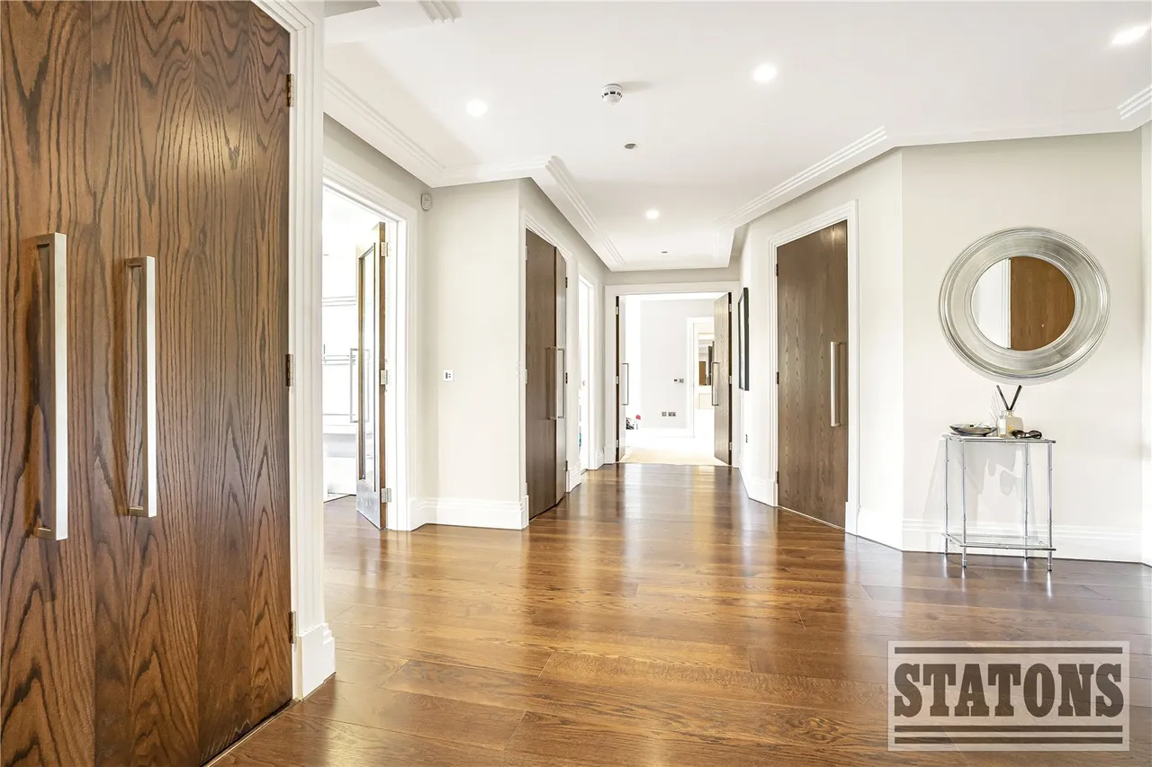 Cockfosters Road, Hadley Wood, EN4 0JT, photo 3