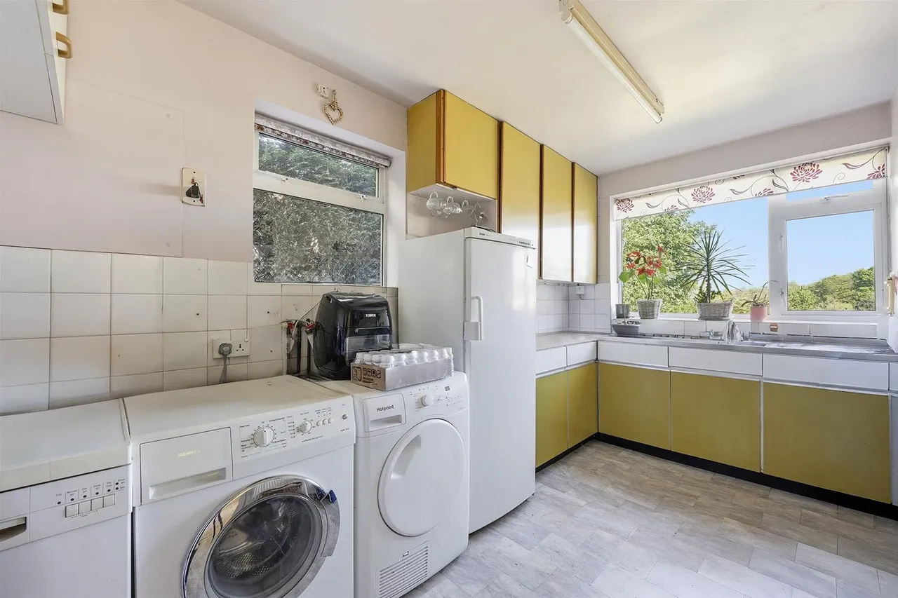 Ashbrook Road, Bollington, photo 9