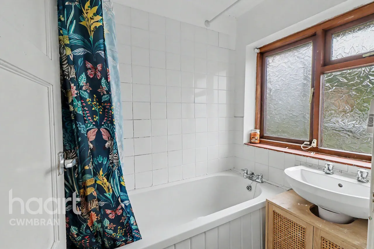 Rhiw Melin, Cwmbran, NP44, photo 11