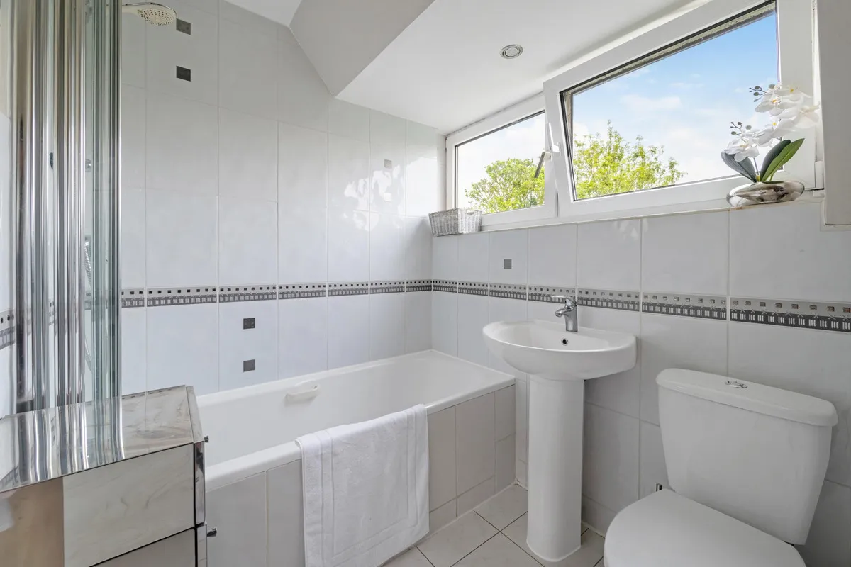 Wildmoor Sherfield-on-Loddon Hook, RG27, photo 19