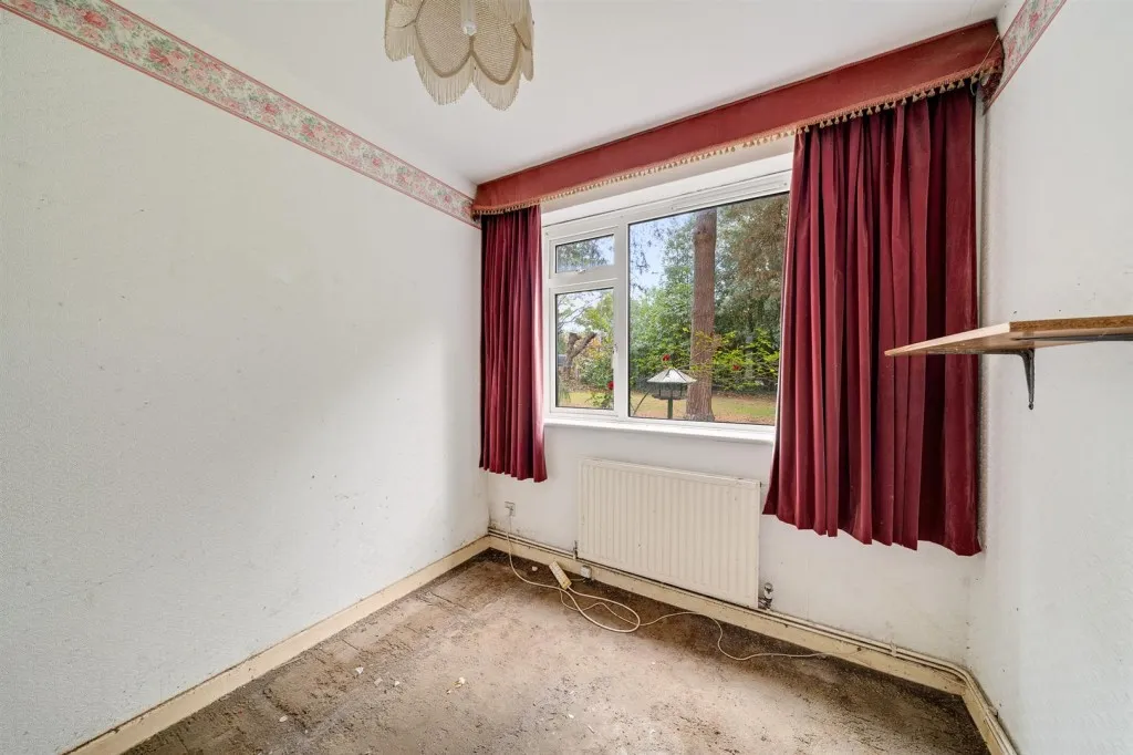 Court Road, SE9, photo 6