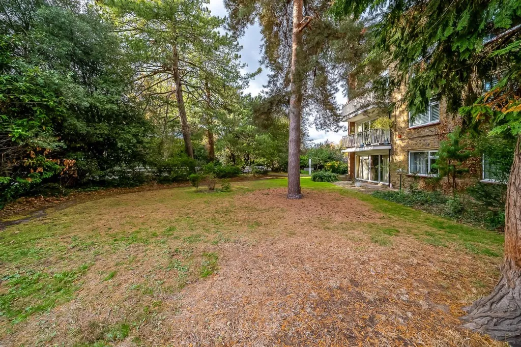 Court Road, SE9, photo 9