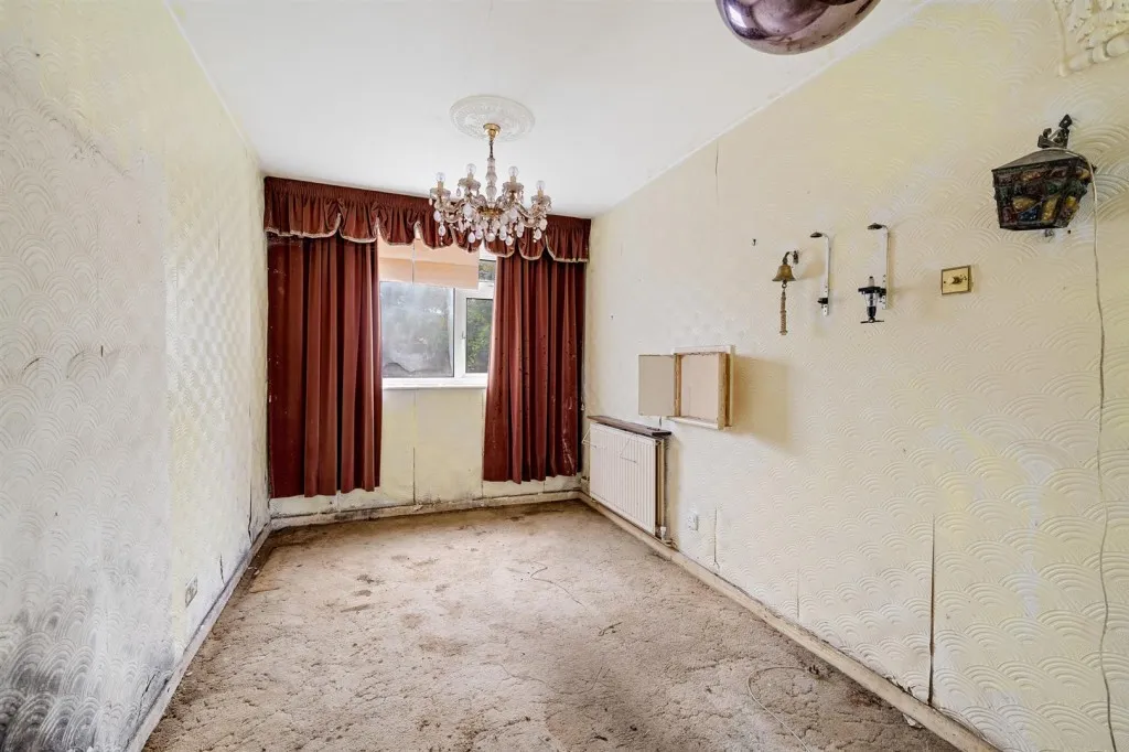 Court Road, SE9, photo 4