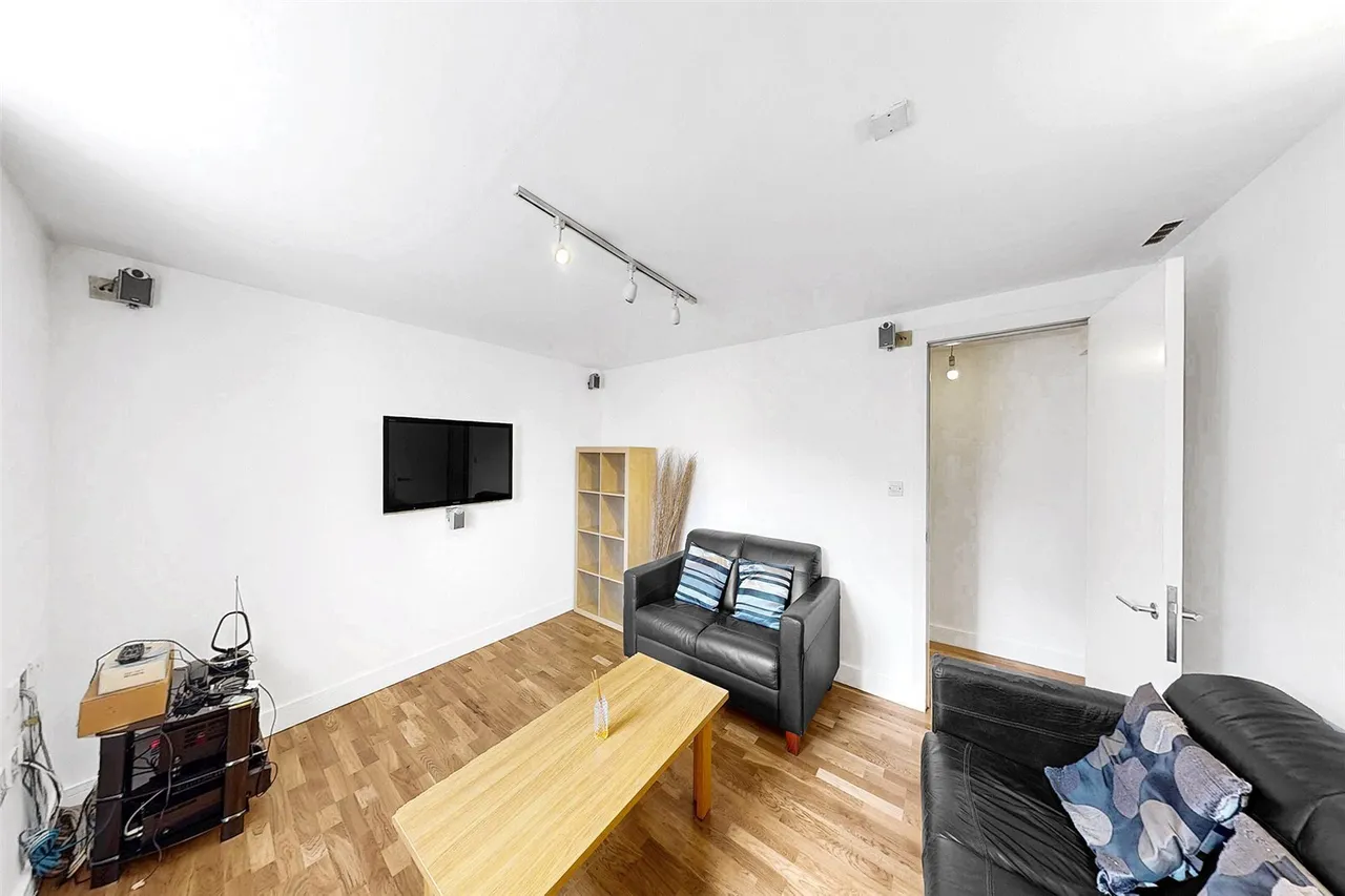York Way, London, N1, photo 4