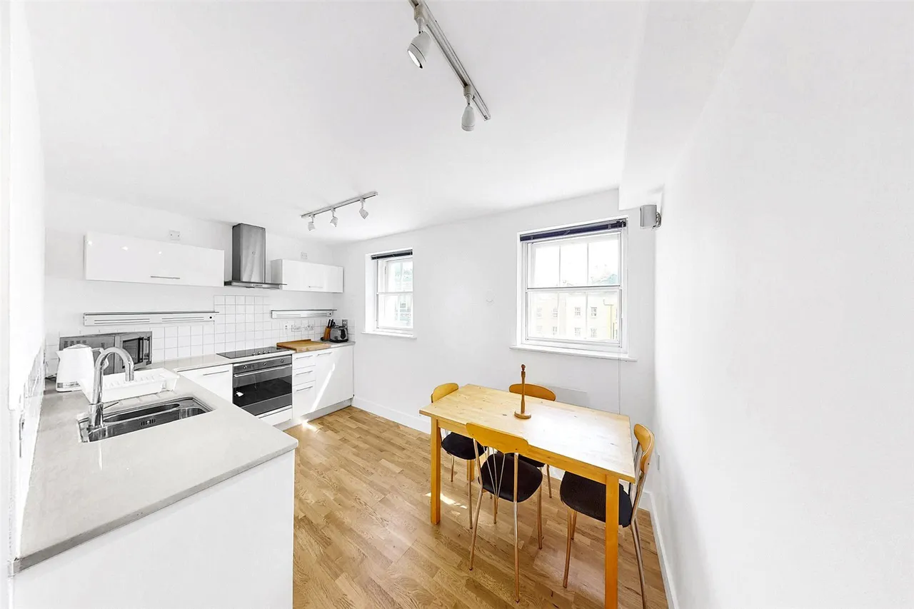 York Way, London, N1, photo 5