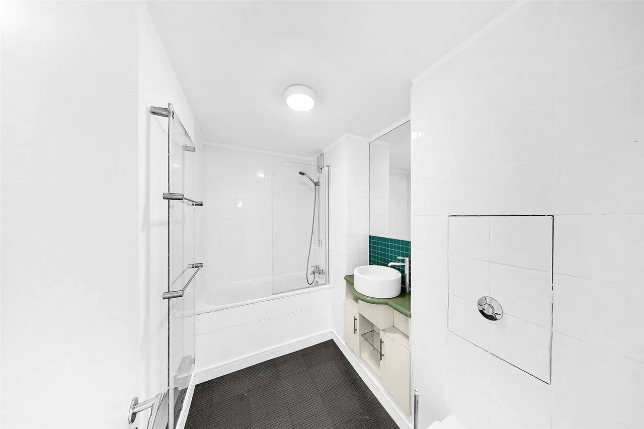 York Way, London, N1, photo 6