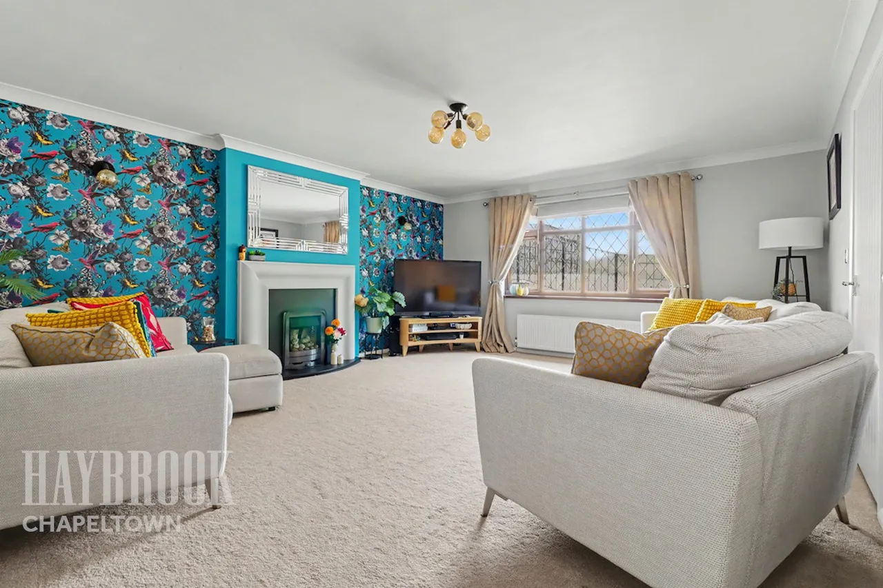 Thorpefield Drive, Rotherham, photo 6