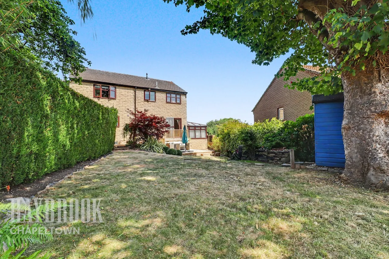Thorpefield Drive, Rotherham, photo 42