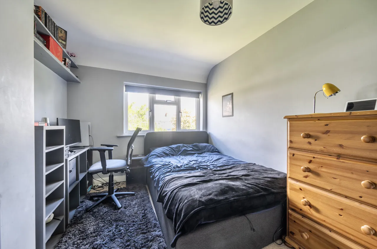 Lawn Road, Eastleigh, SO50, photo 9