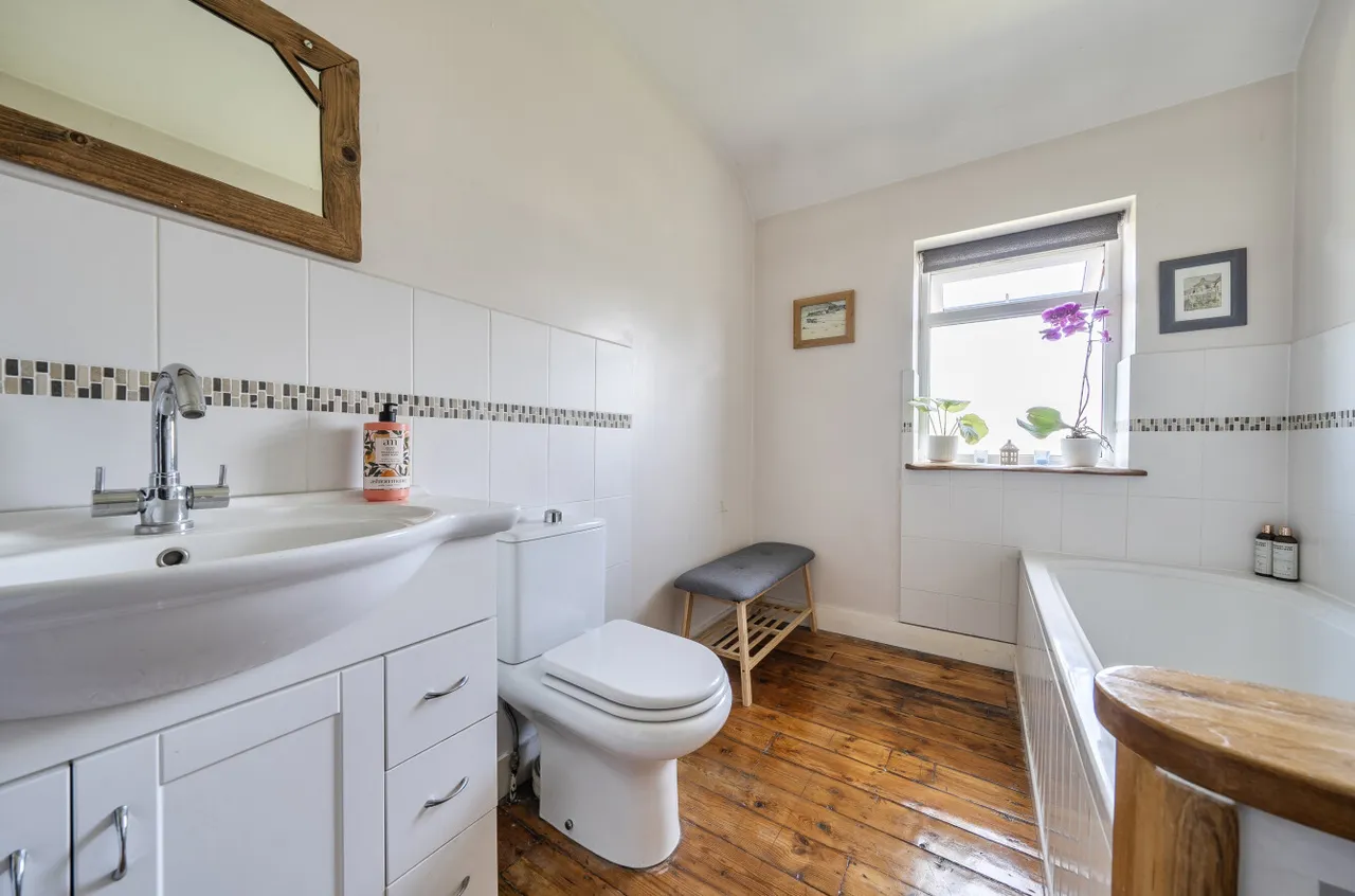 Lawn Road, Eastleigh, SO50, photo 8