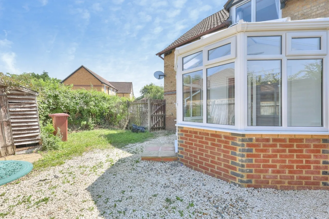 Rochelle Way, NORTHAMPTON, Northamptonshire, NN5, photo 12