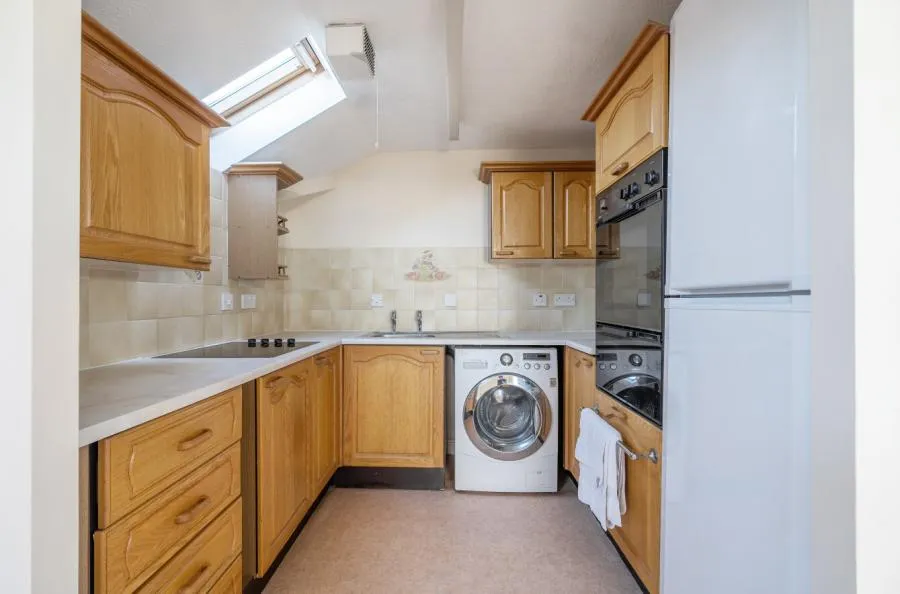 Round Hill Meadow, Great Boughton, CH3, photo 6