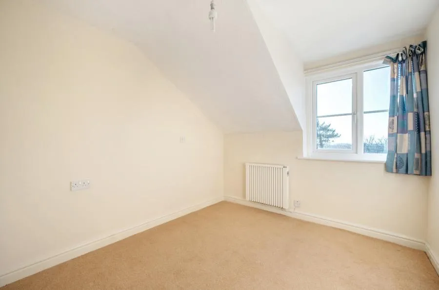 Round Hill Meadow, Great Boughton, CH3, photo 16