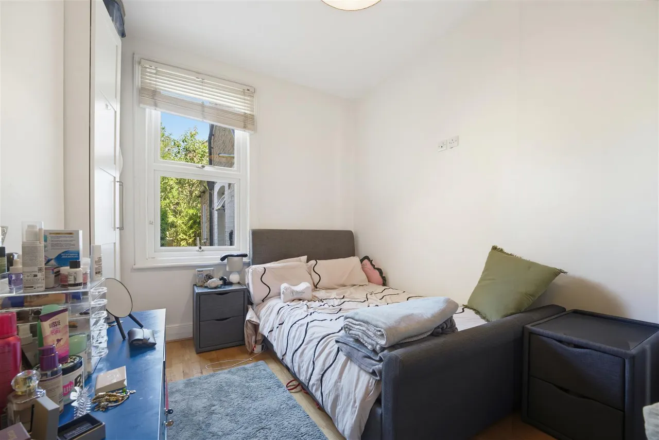 Lower Boston Road, Hanwell, photo 7