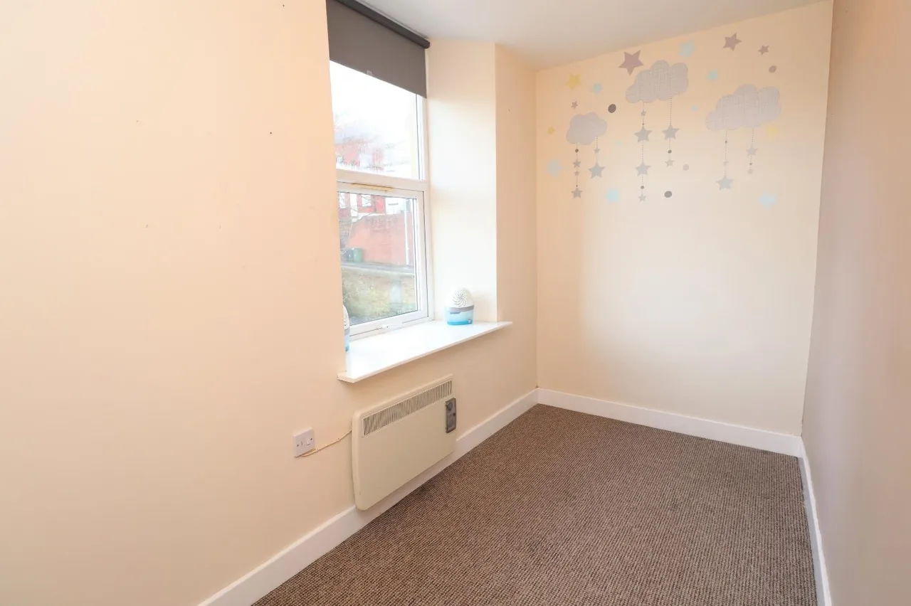 Rodley Lane, Leeds, LS13, photo 7