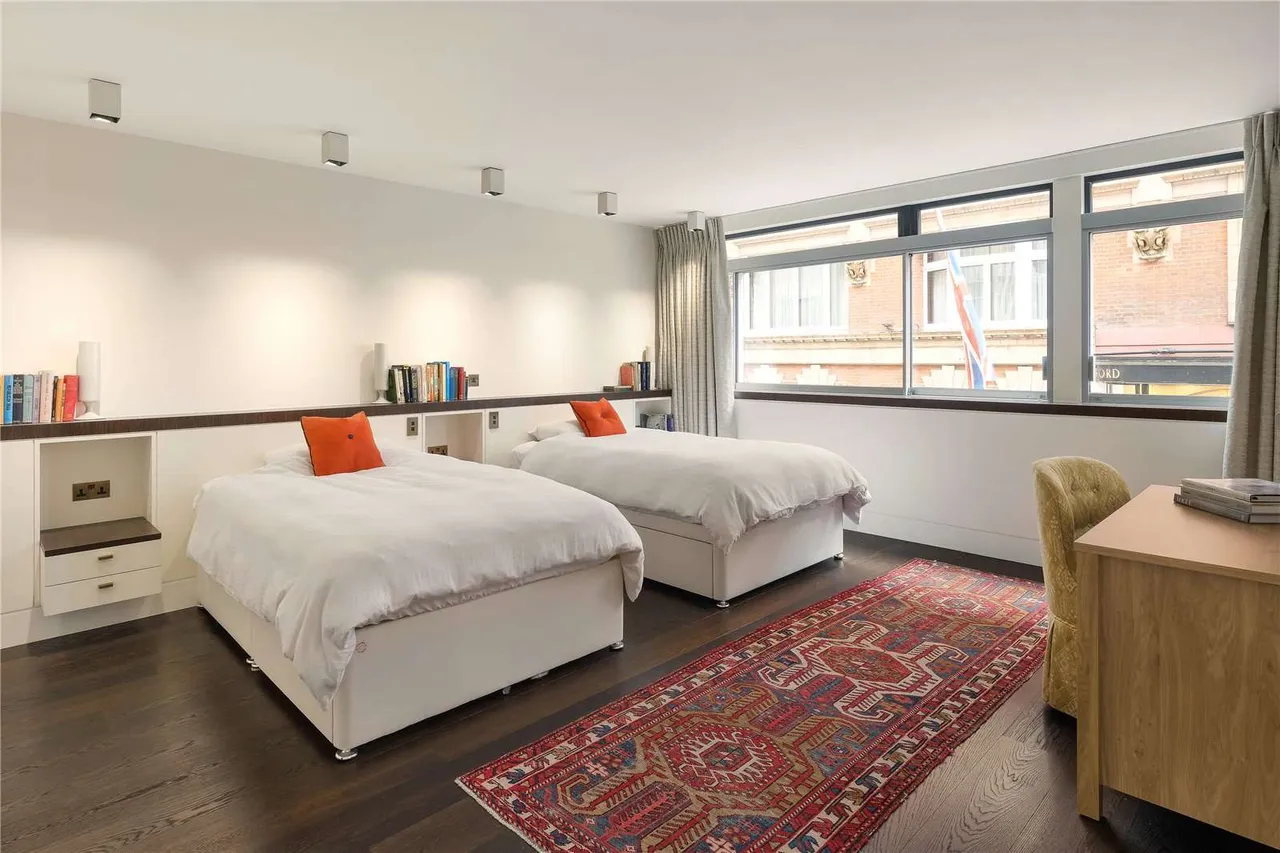 St. James's Place, London, SW1A, photo 7