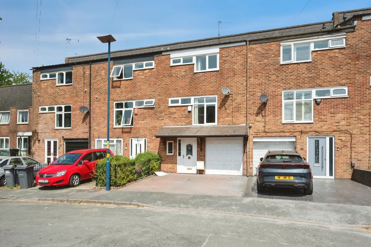 3 bed house for sale, Six Acres, Birmingham, B32