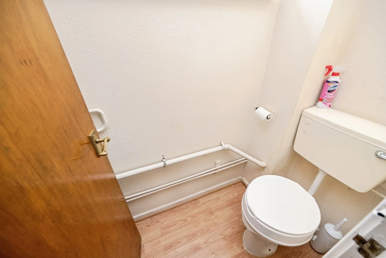 Six Acres, Birmingham, B32, photo 17
