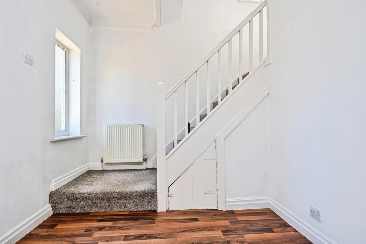 Cedar Grove, Maghull, L31, photo 8