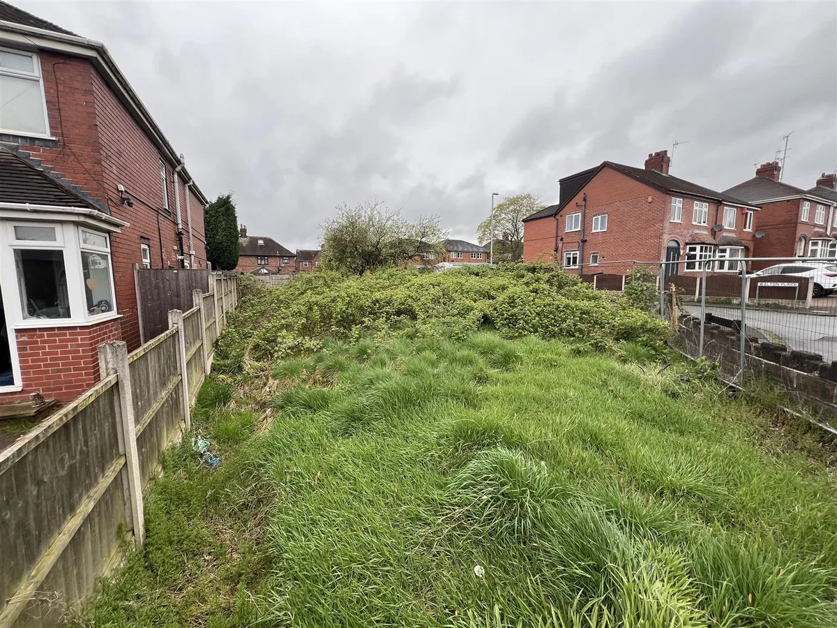 Leech Avenue, Chesterton, ST5, photo 4