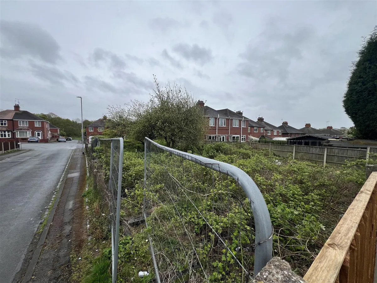 Leech Avenue, Chesterton, ST5, photo 6