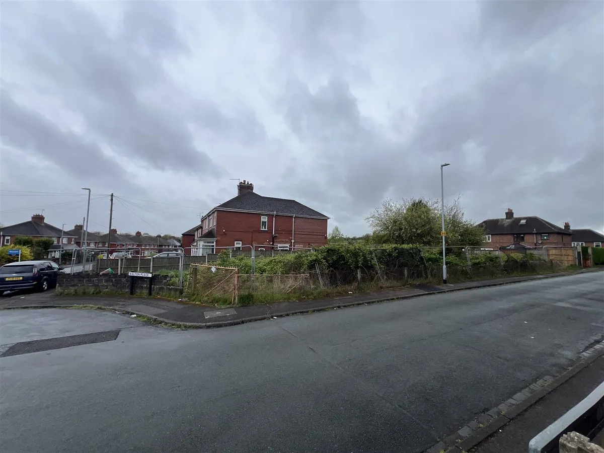 Leech Avenue, Chesterton, ST5, photo 7