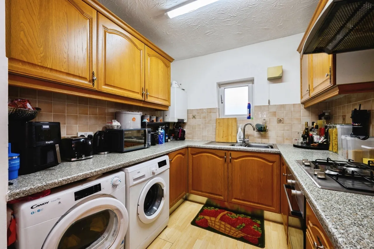Godstone Road, Kenley, Surrey, CR8, photo 14