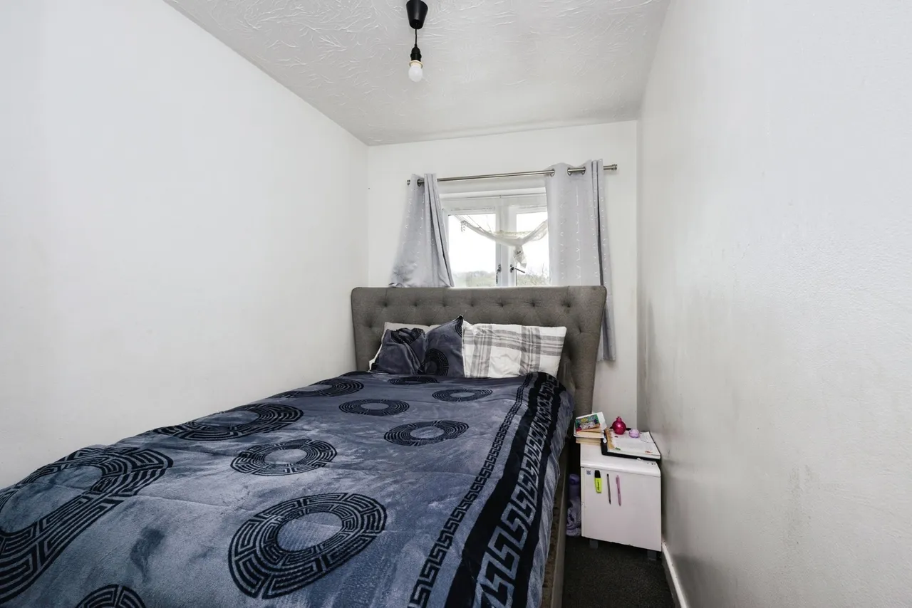 Godstone Road, Kenley, Surrey, CR8, photo 13