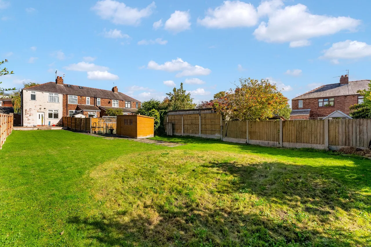 Crow Wood Lane, Widnes, WA8, photo 15