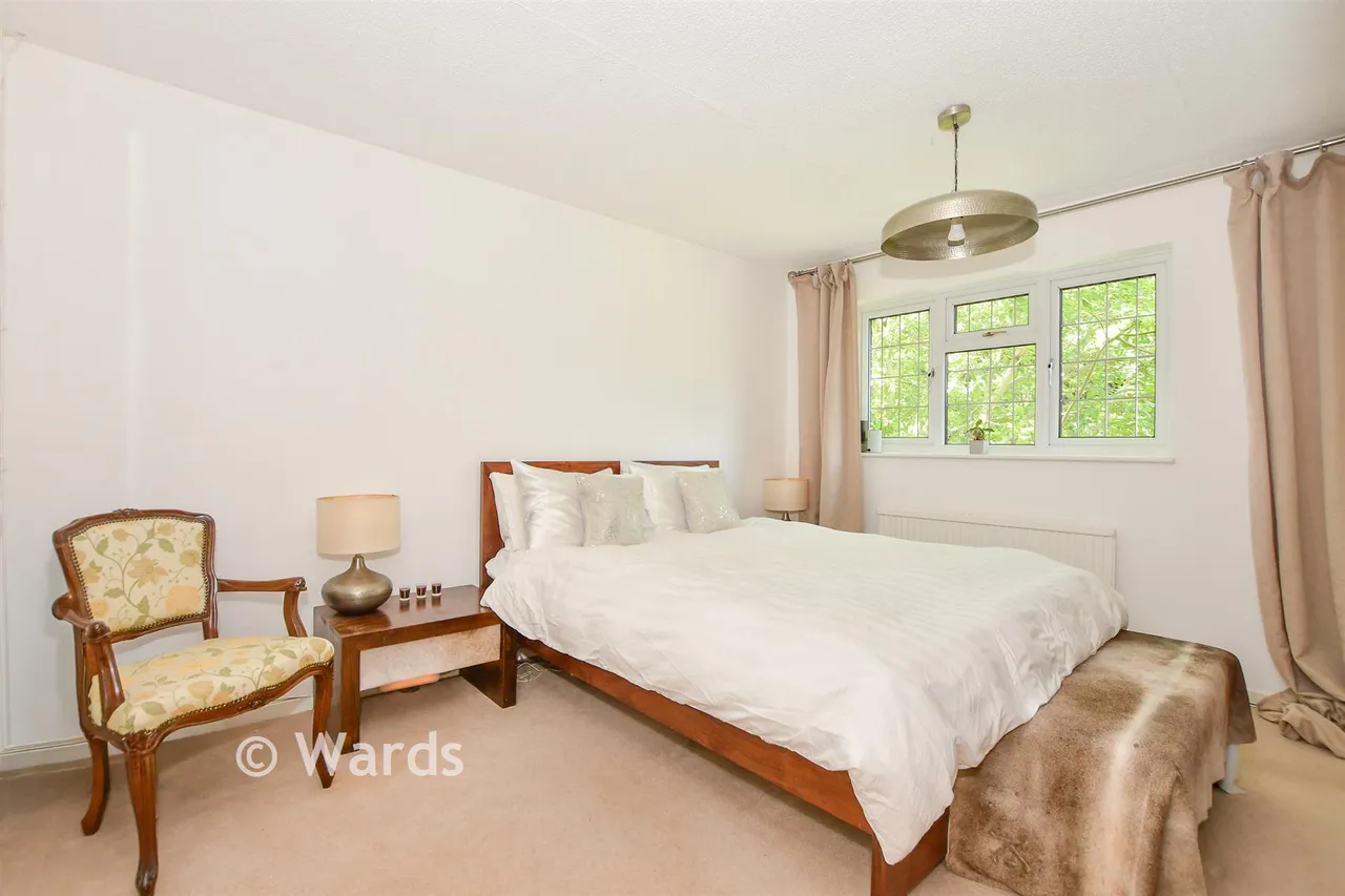 Foxden Drive, Downswood, ME15, photo 5