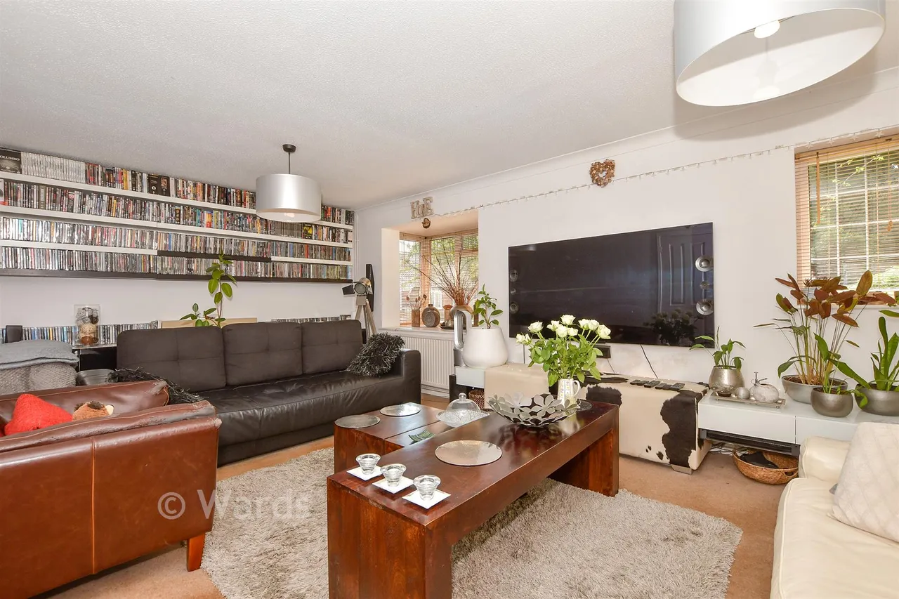 Foxden Drive, Downswood, ME15, photo 4