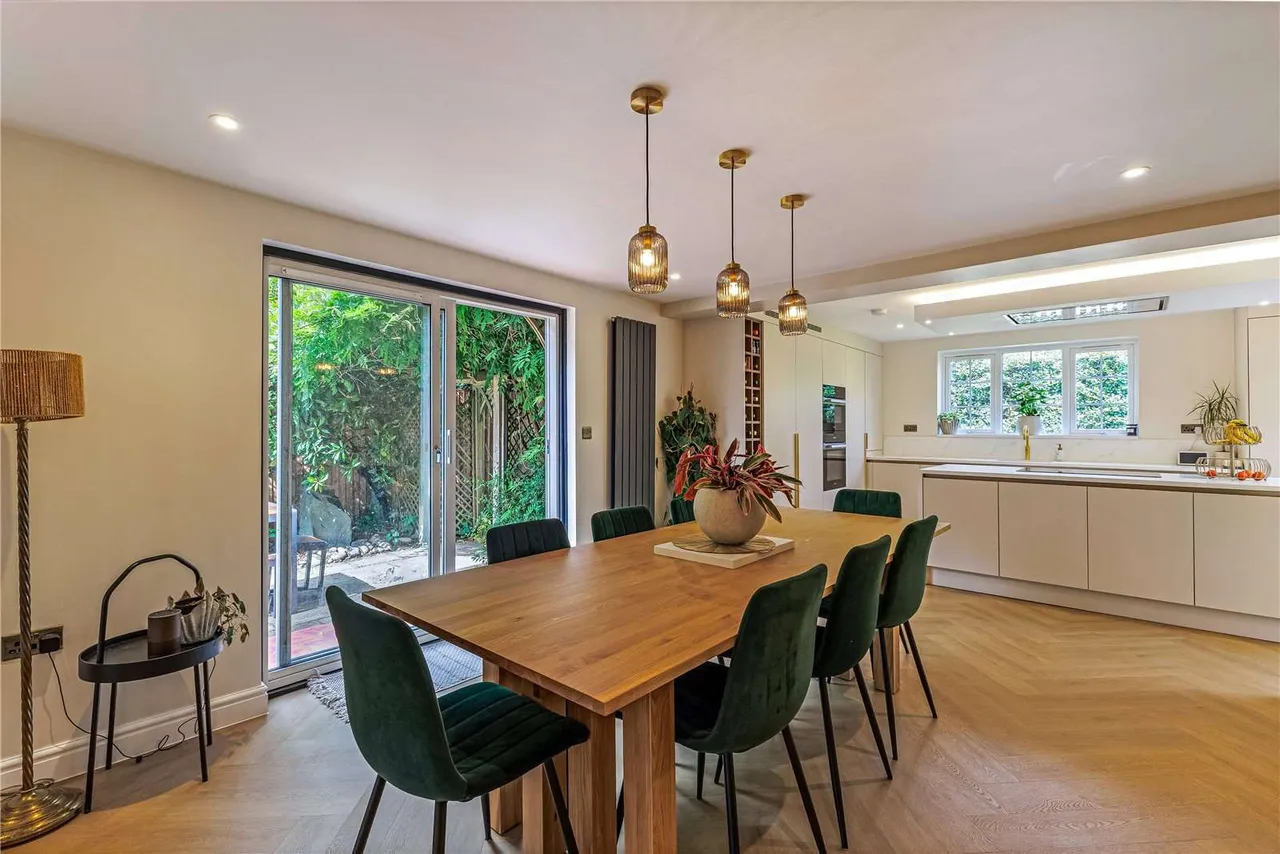 Crown Road, Virginia Water, GU25, photo 4