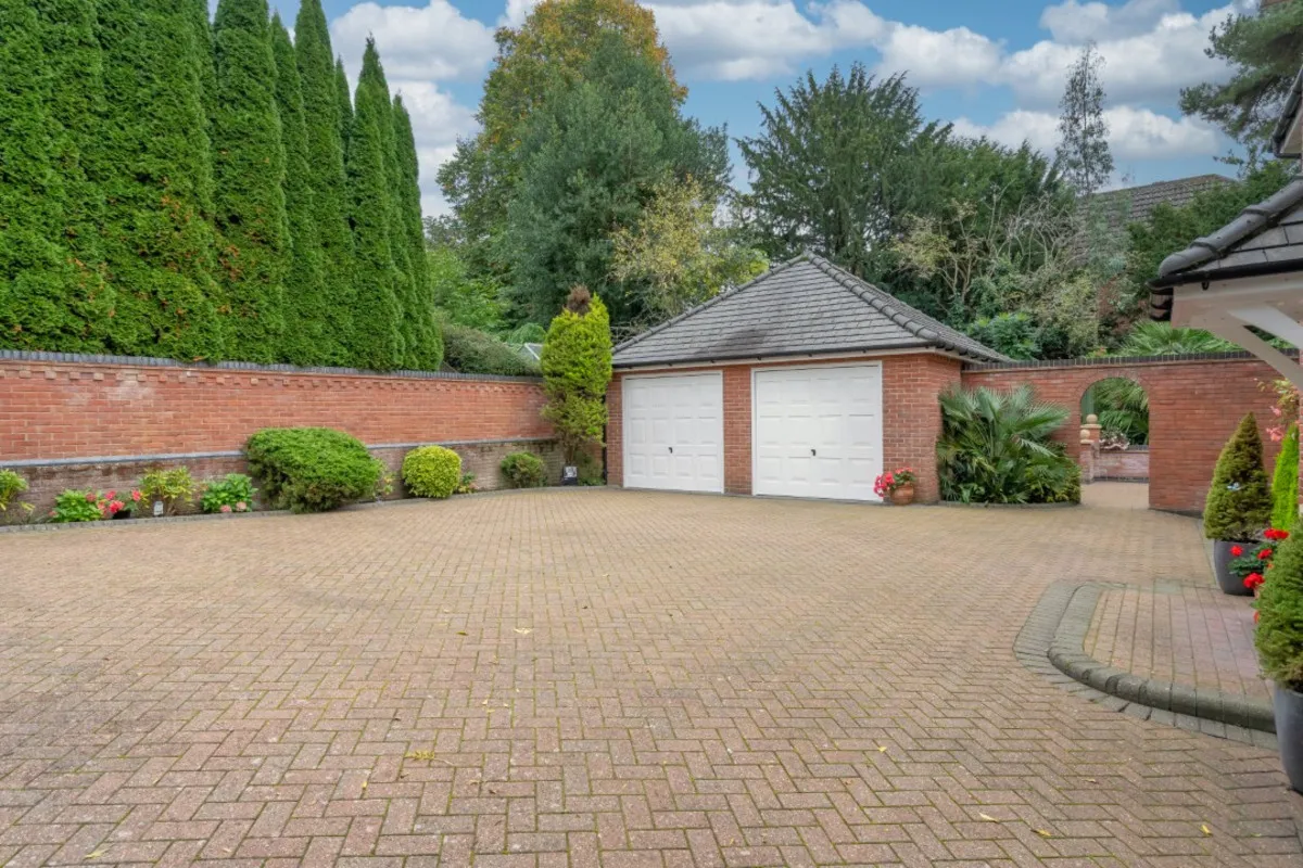 Low Road, Hellesdon, NR6, photo 30