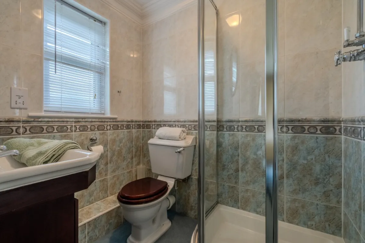 Low Road, Hellesdon, NR6, photo 16