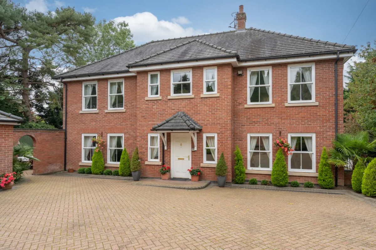Low Road, Hellesdon, NR6, photo 21