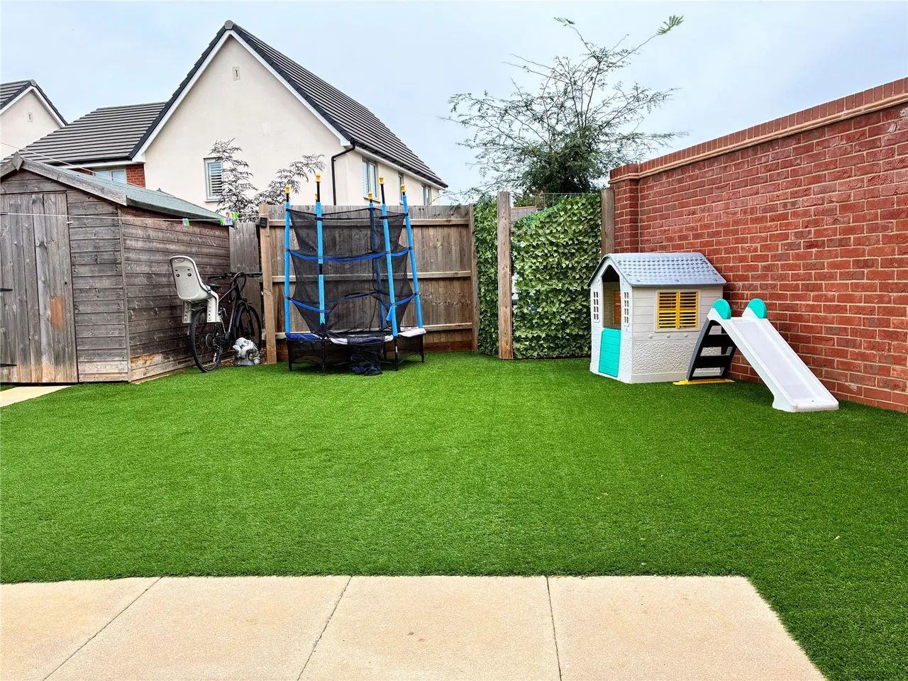 Allens Drive, Trimley St. Martin, IP11, photo 10