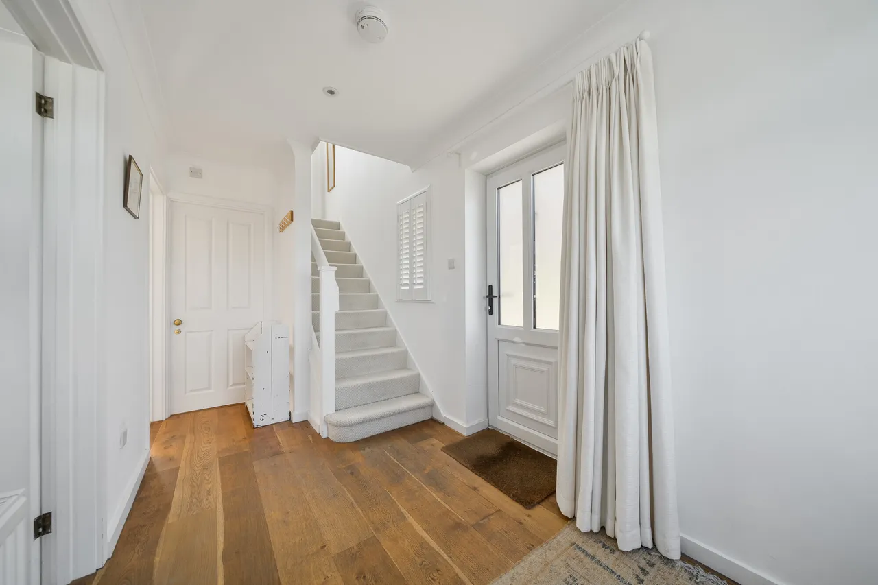 Wychwood Rise, Great Missenden, HP16, photo 10
