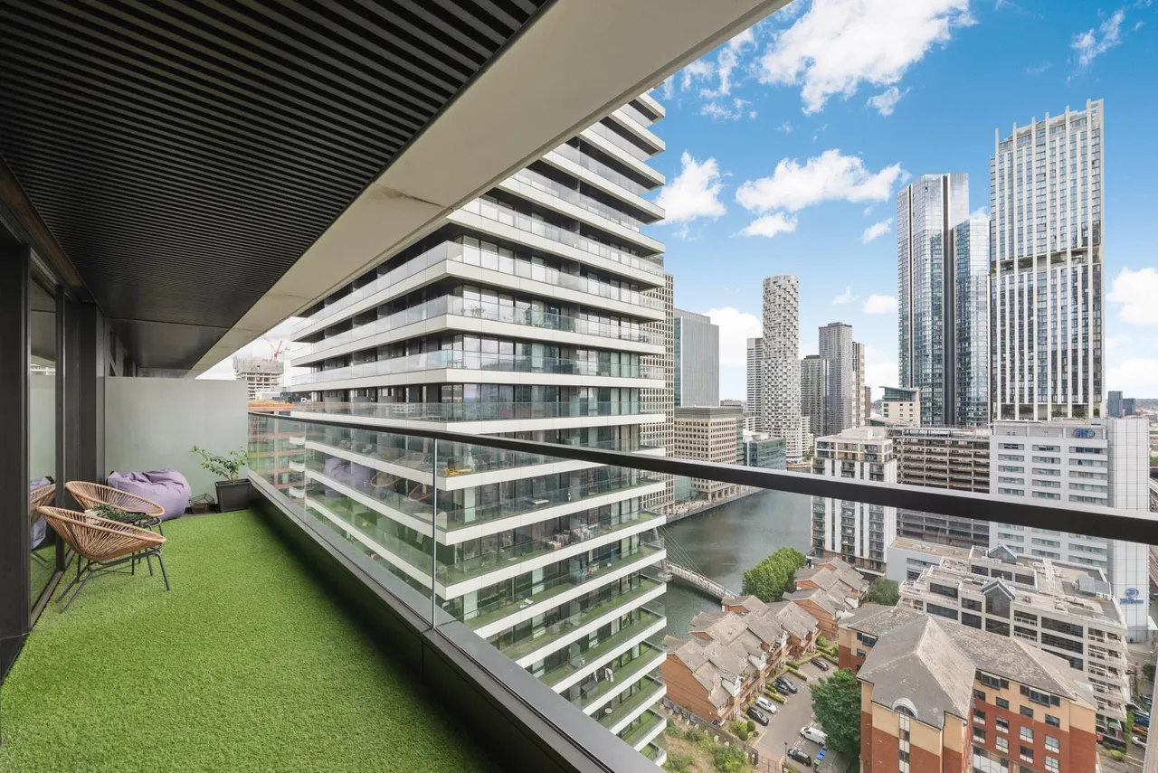 Hobart Building, The Wardian, E14, photo 6
